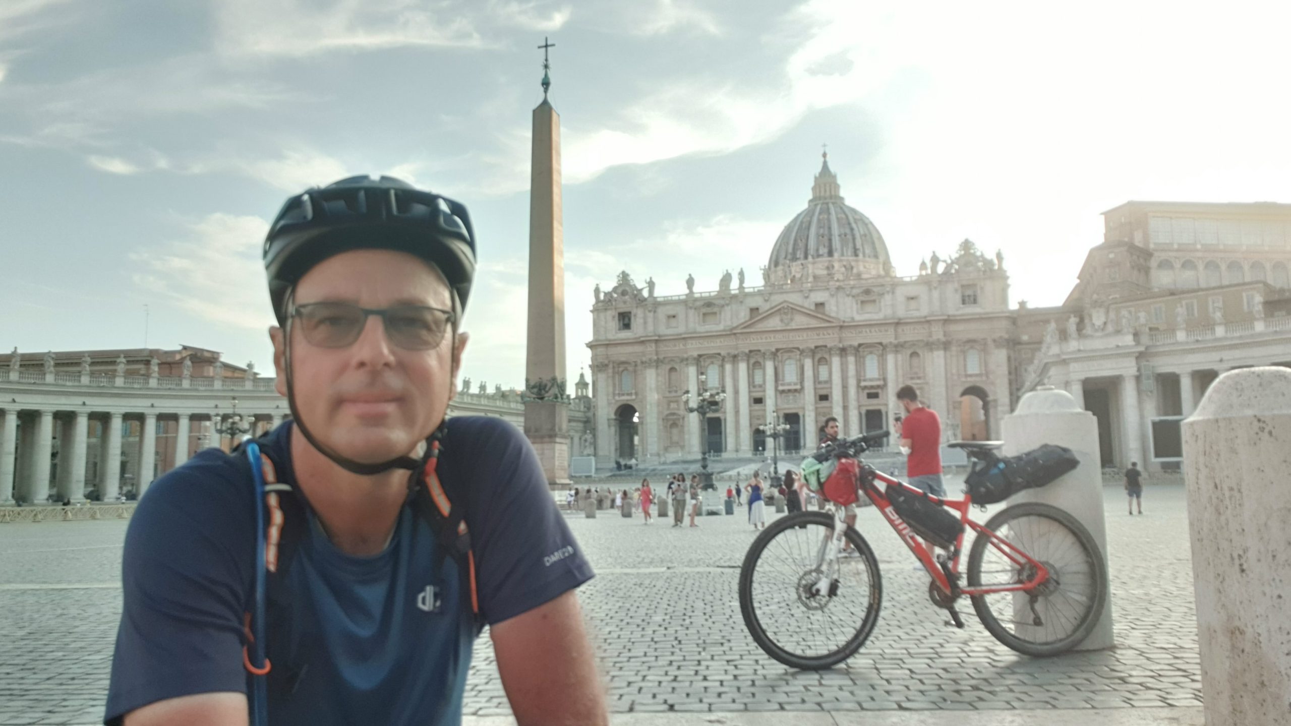 Simone Frignani racconta il percorso inedito da Firenze a Roma in bicicletta